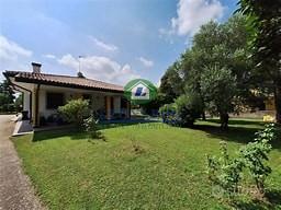 casa indipendente in vendita a Montecatini-Terme