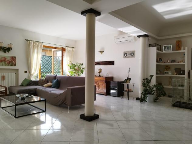 casa indipendente in vendita a Montecatini-Terme in zona Vico