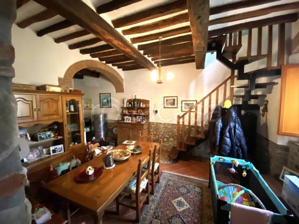 casa indipendente in vendita a Montecatini-Terme in zona Nievole