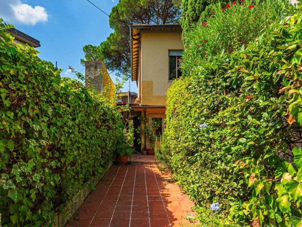 casa indipendente in vendita a Montecatini-Terme in zona Vico