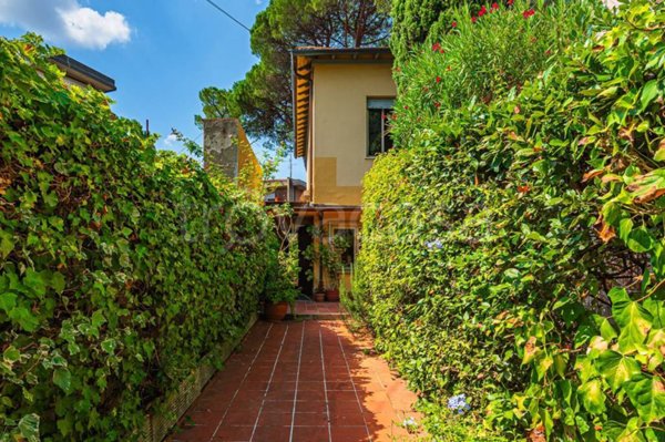 casa indipendente in vendita a Montecatini-Terme in zona Vico