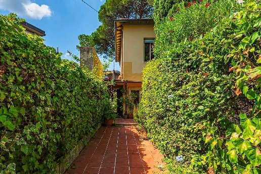 casa indipendente in vendita a Montecatini-Terme in zona Vico