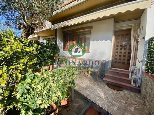 casa indipendente in vendita a Montecatini-Terme in zona Vico