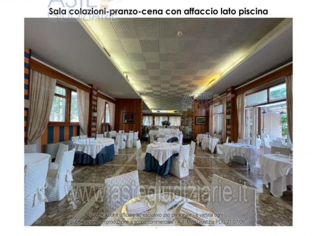 negozio in vendita a Montecatini-Terme in zona Vico