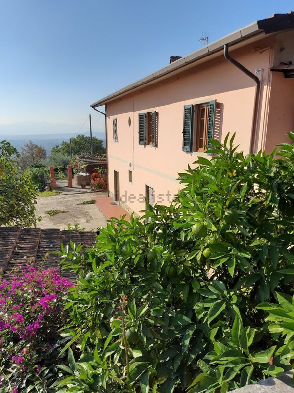 casa indipendente in vendita a Montecatini-Terme in zona Vico