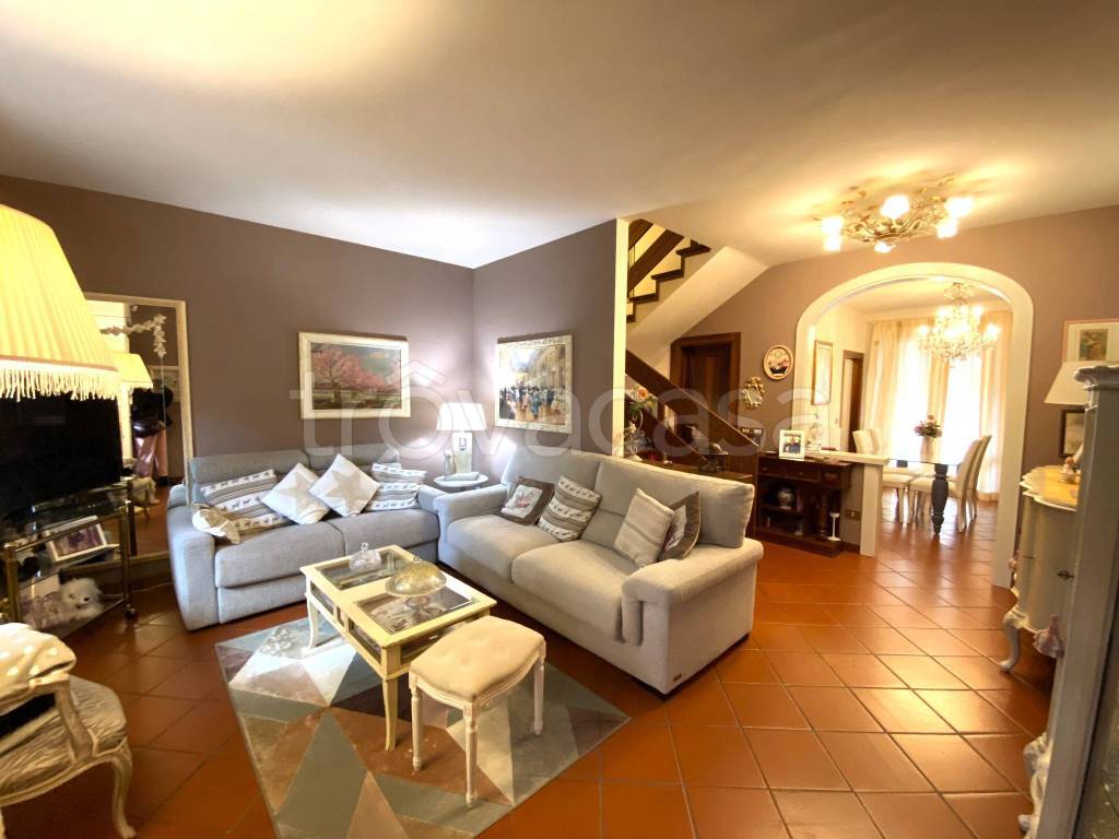 casa indipendente in vendita a Montecatini-Terme in zona Vico