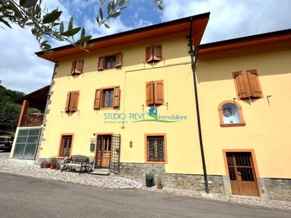 casa indipendente in vendita a Montecatini-Terme
