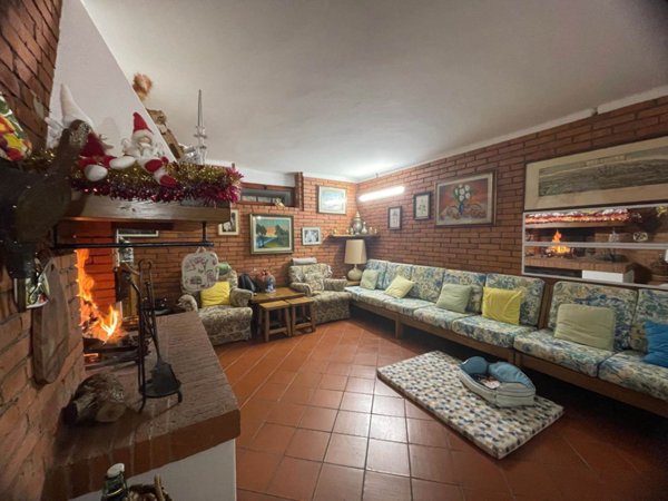 casa indipendente in vendita a Montecatini-Terme in zona Vico