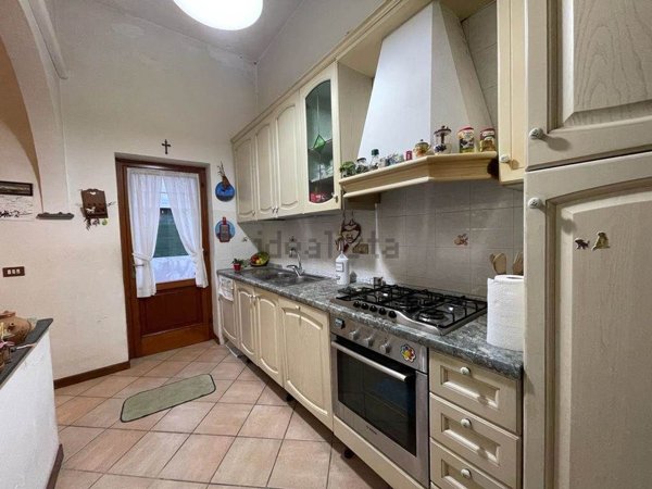 casa indipendente in vendita a Montecatini-Terme