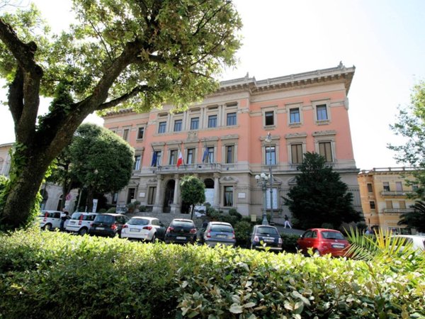 appartamento in vendita a Montecatini-Terme