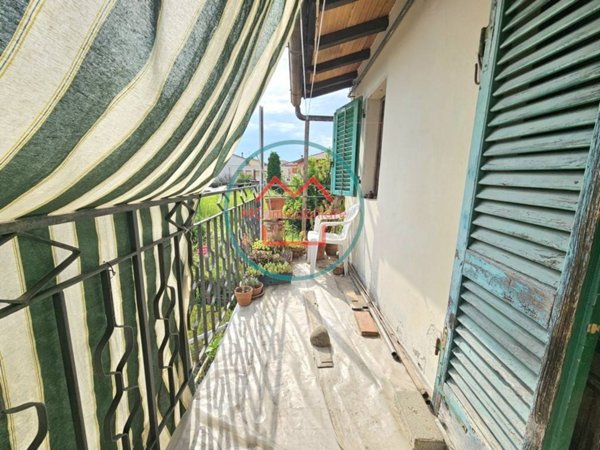 casa indipendente in vendita a Montecatini-Terme in zona Vico