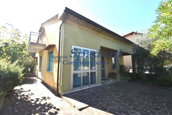 casa indipendente in vendita a Montecatini-Terme in zona Vico