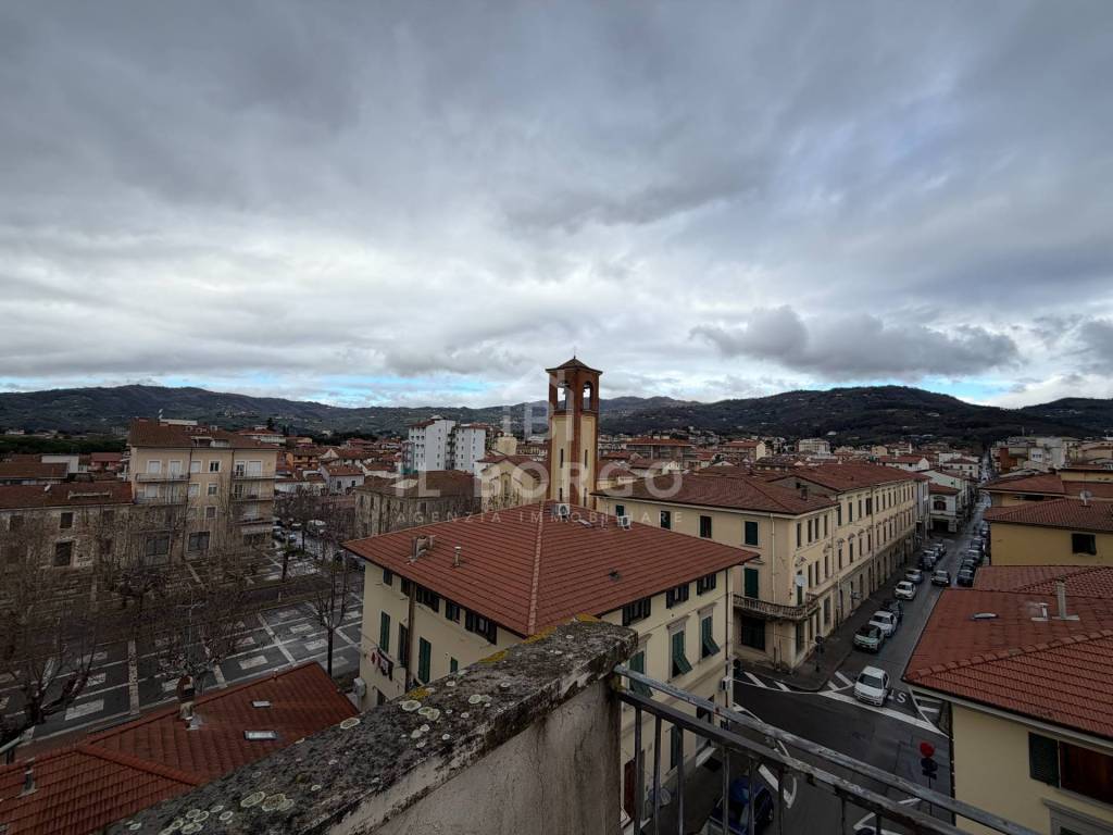 appartamento in vendita a Montecatini-Terme