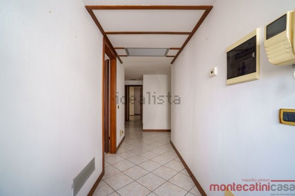 appartamento in vendita a Montecatini-Terme in zona Vico
