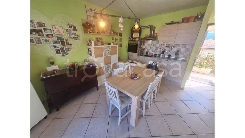 appartamento in vendita a Montecatini-Terme in zona Vico