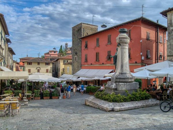 appartamento in vendita a Montecatini-Terme