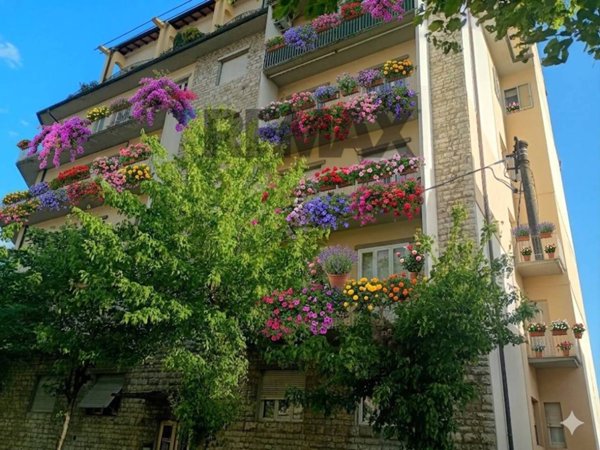 appartamento in vendita a Montecatini-Terme in zona Vico
