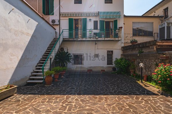 appartamento in vendita a Montecatini-Terme