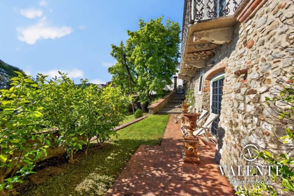 appartamento in vendita a Montecatini-Terme in zona Montecatini Alto