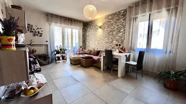 appartamento in vendita a Montecatini-Terme in zona Vico