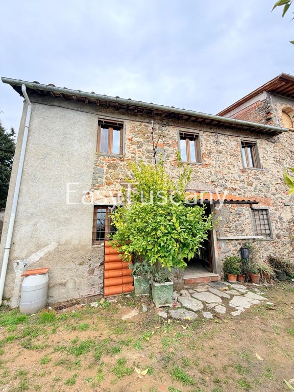 casa indipendente in vendita a Montecatini-Terme in zona Vico