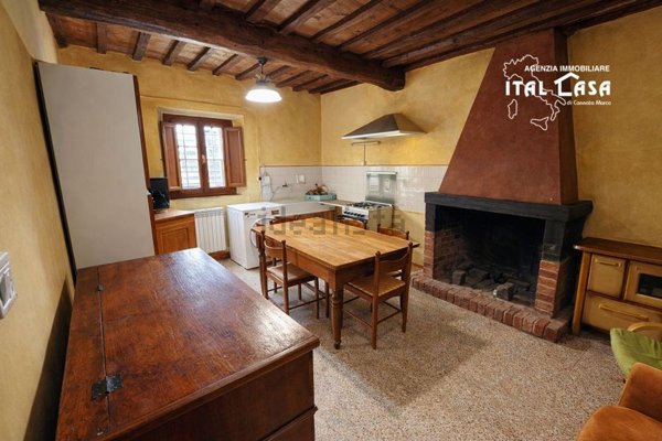 casa indipendente in vendita a Montecatini-Terme