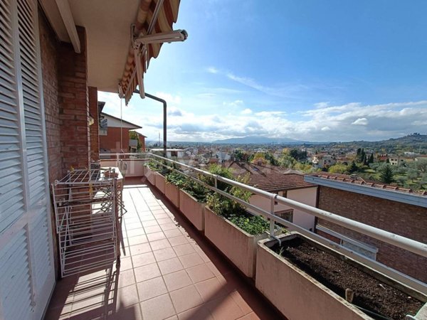 casa indipendente in vendita a Montecatini-Terme in zona Vico