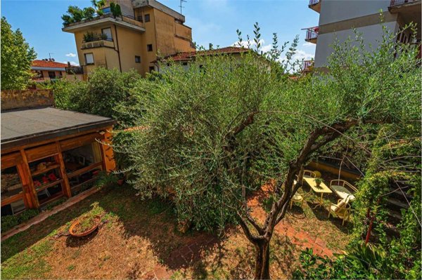 casa indipendente in vendita a Montecatini-Terme in zona Vico