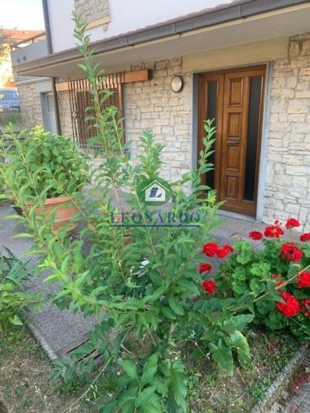 casa indipendente in vendita a Montecatini-Terme