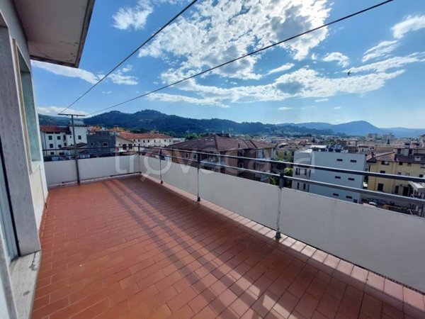 appartamento in vendita a Montecatini-Terme in zona Vico