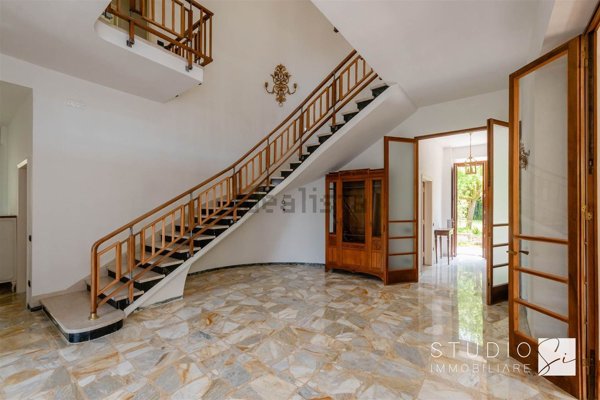 casa indipendente in vendita a Montecatini-Terme