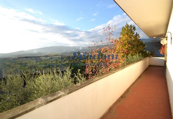 casa indipendente in vendita a Montecatini-Terme
