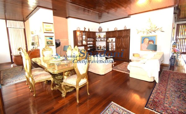 casa indipendente in vendita a Montecatini-Terme in zona Vico