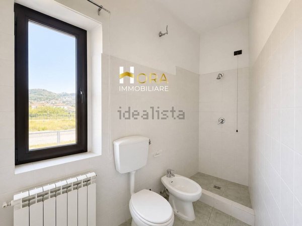 ufficio in vendita a Montecatini-Terme