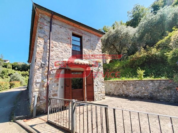 casa indipendente in vendita a Montecatini-Terme in zona Nievole