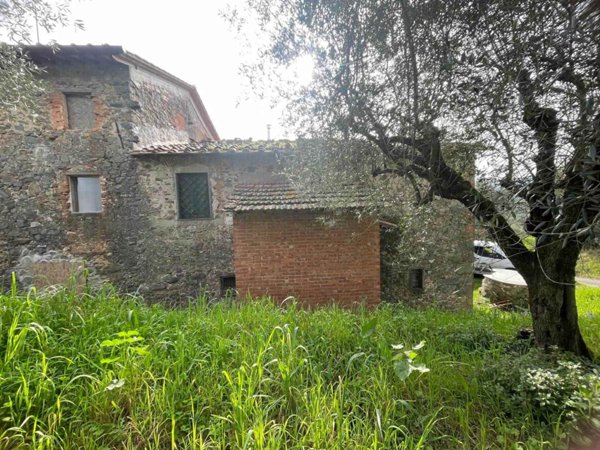 casa indipendente in vendita a Montecatini-Terme in zona Vico