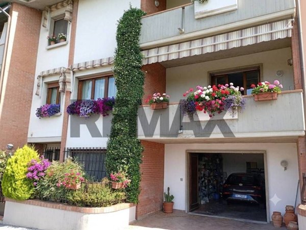 casa indipendente in vendita a Montecatini-Terme in zona Vico