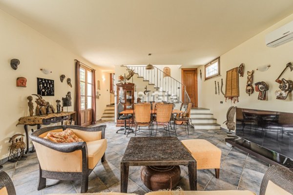 casa indipendente in vendita a Montecatini-Terme