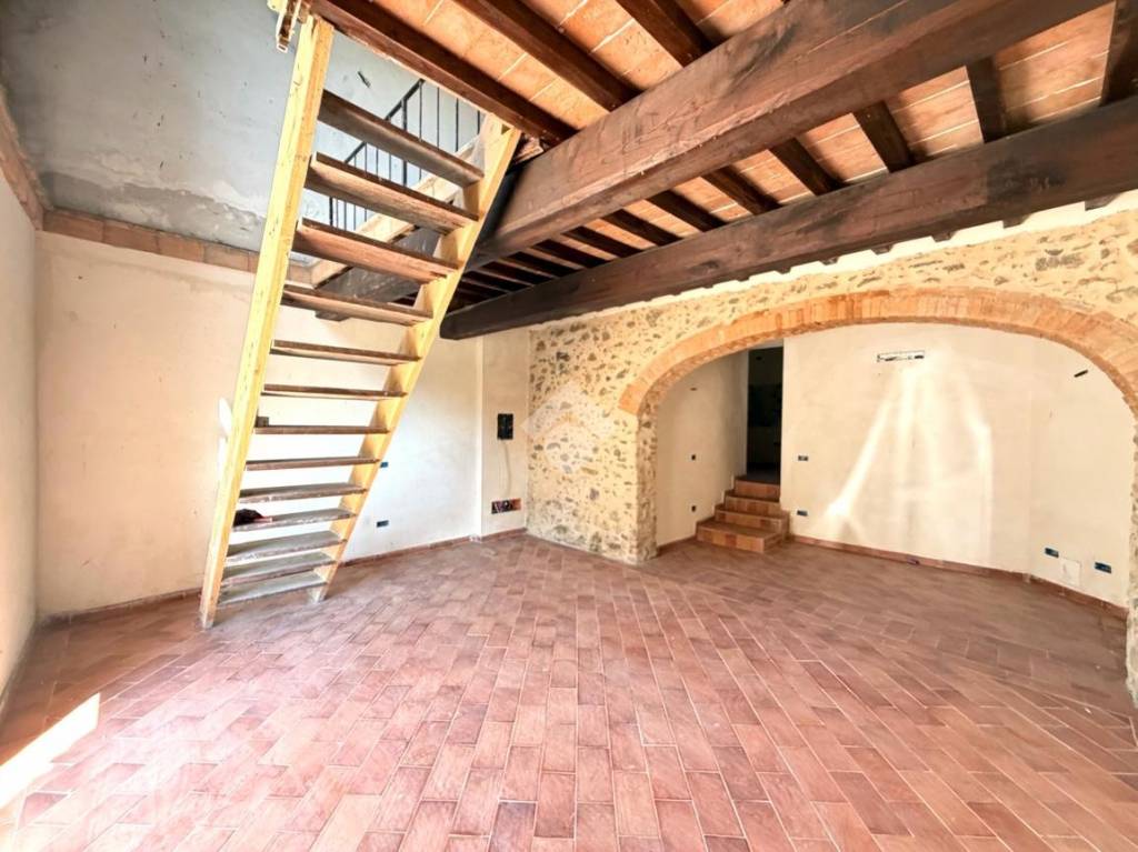 casa indipendente in vendita a Montecatini-Terme in zona Nievole