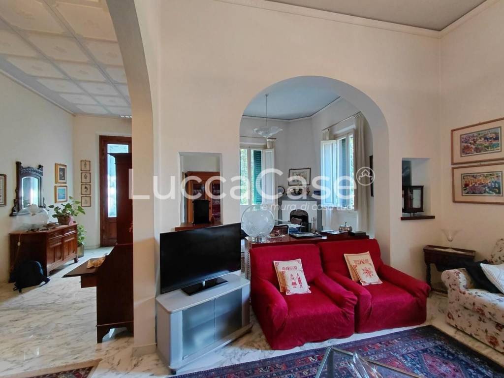 casa indipendente in vendita a Montecatini-Terme