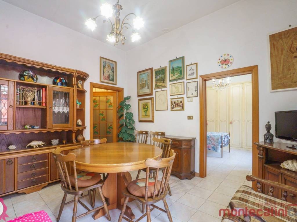 casa indipendente in vendita a Montecatini-Terme
