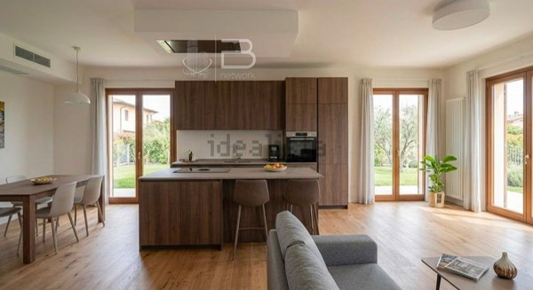 casa indipendente in vendita a Montecatini-Terme in zona Vico