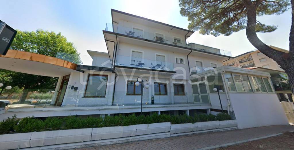 negozio in vendita a Montecatini-Terme in zona Vico