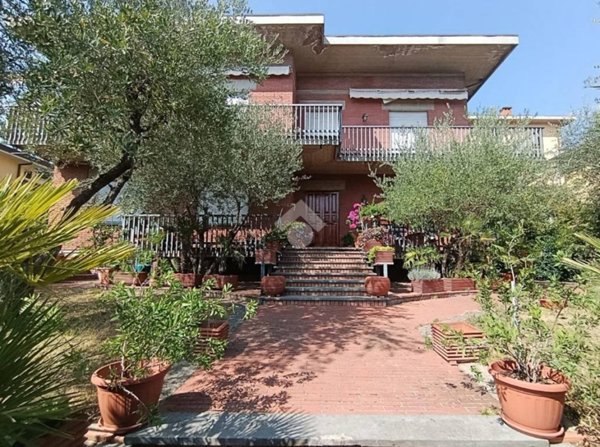 casa indipendente in vendita a Montecatini-Terme in zona Vico