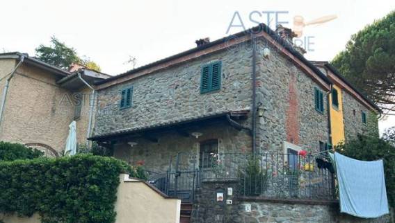 appartamento in vendita a Montecatini-Terme in zona Nievole