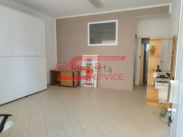 ufficio in vendita a Montecatini-Terme in zona Vico