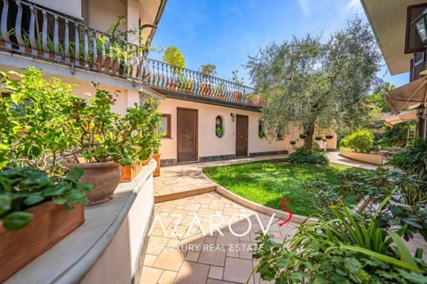 casa indipendente in vendita a Montecatini-Terme