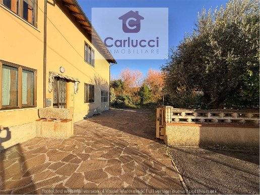 casa indipendente in vendita a Montecatini-Terme in zona Vico