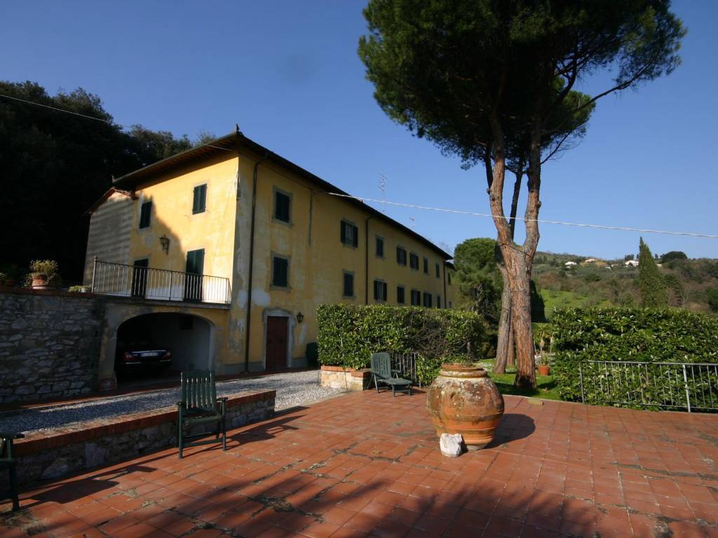 casa indipendente in vendita a Montecatini-Terme in zona Vico