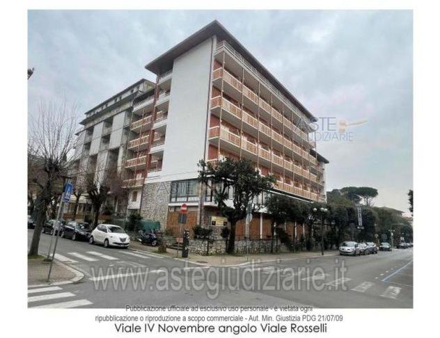 negozio in vendita a Montecatini-Terme in zona Vico